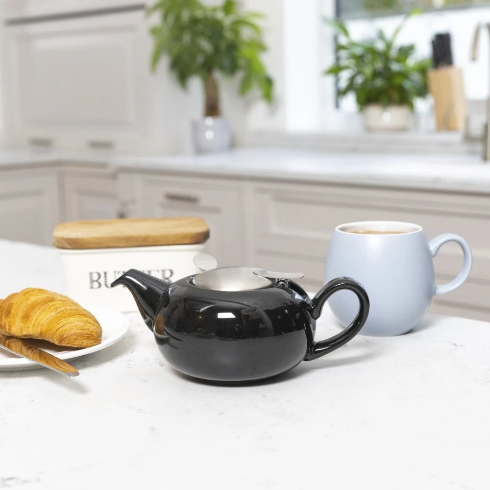 Lifetime Brands London Pottery 2 Cup Pebble Teapot - Gloss Black 2 Lifetime Brands London Pottery 2 Cup Pebble Teapot - Gloss Black - Image 2